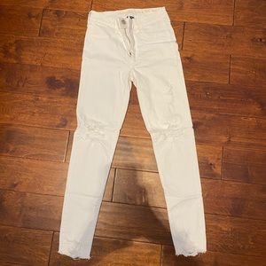 AE white distressed jeans